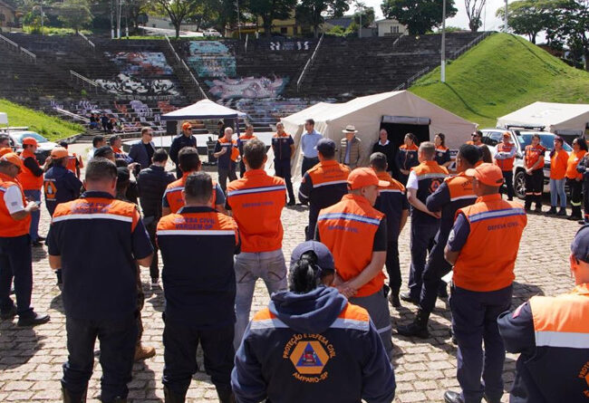 Referência regional da Defesa Civil, Atibaia sedia simulado com 13 municípios